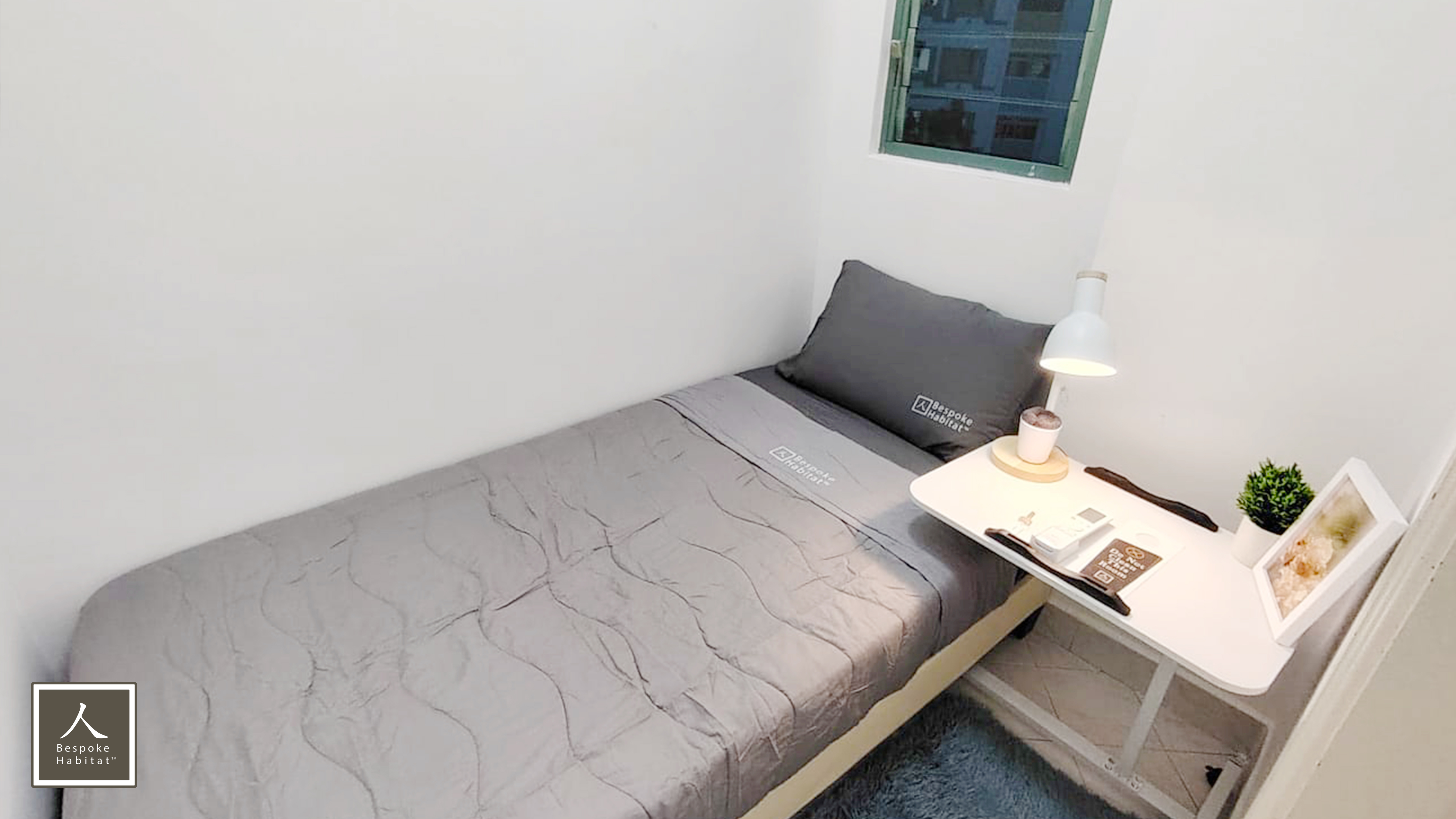 Economy room ECON7