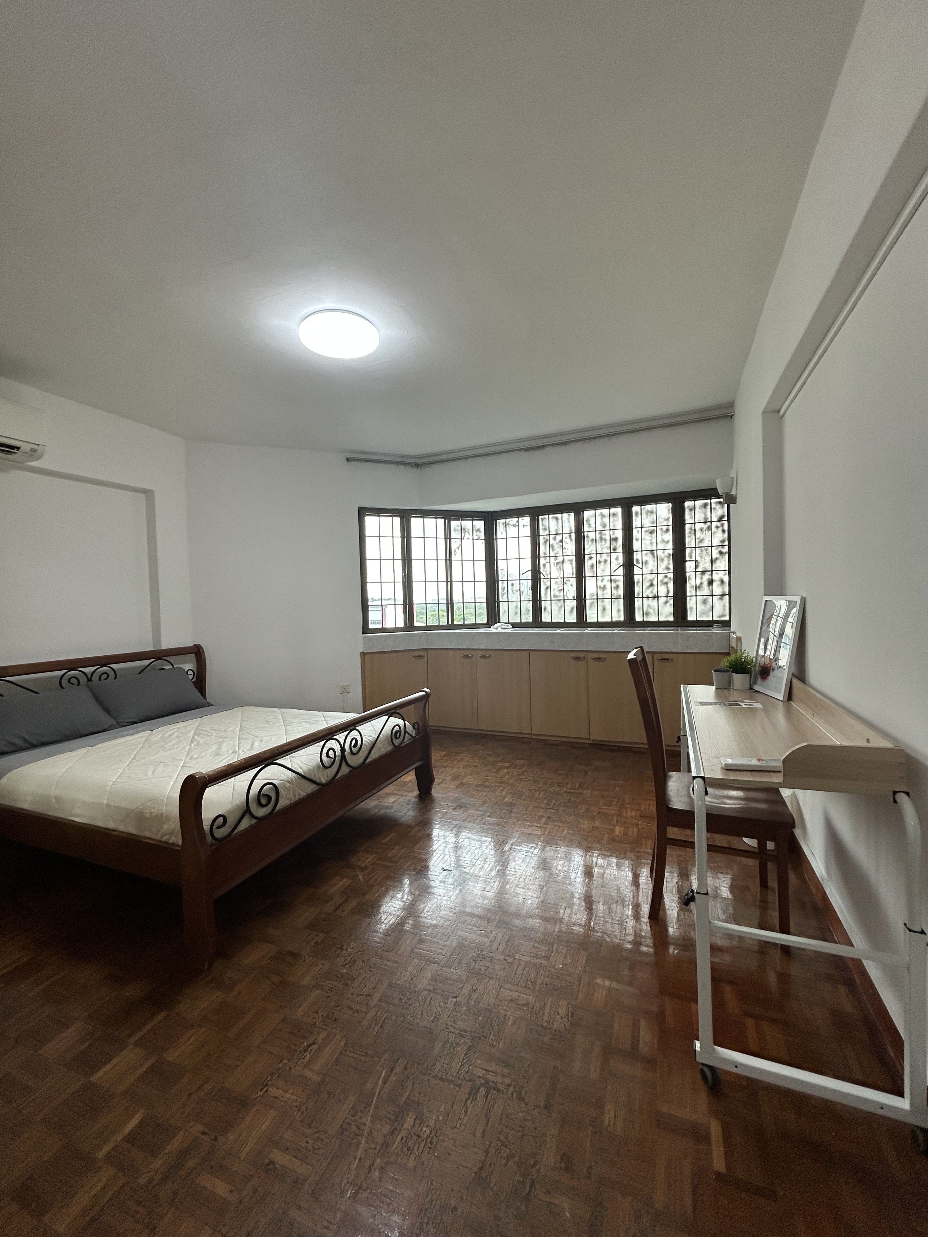 Ivory Heights room photo