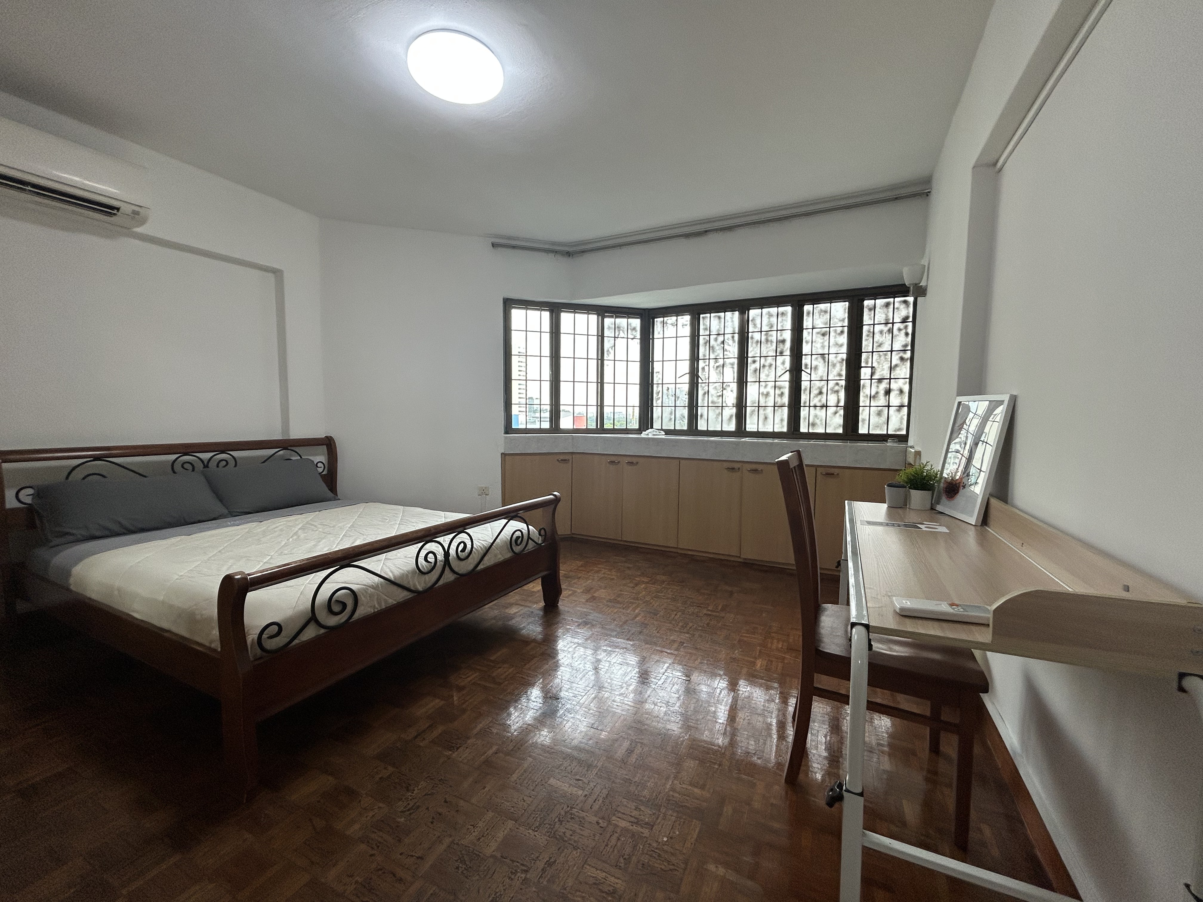 Ivory Heights room photo