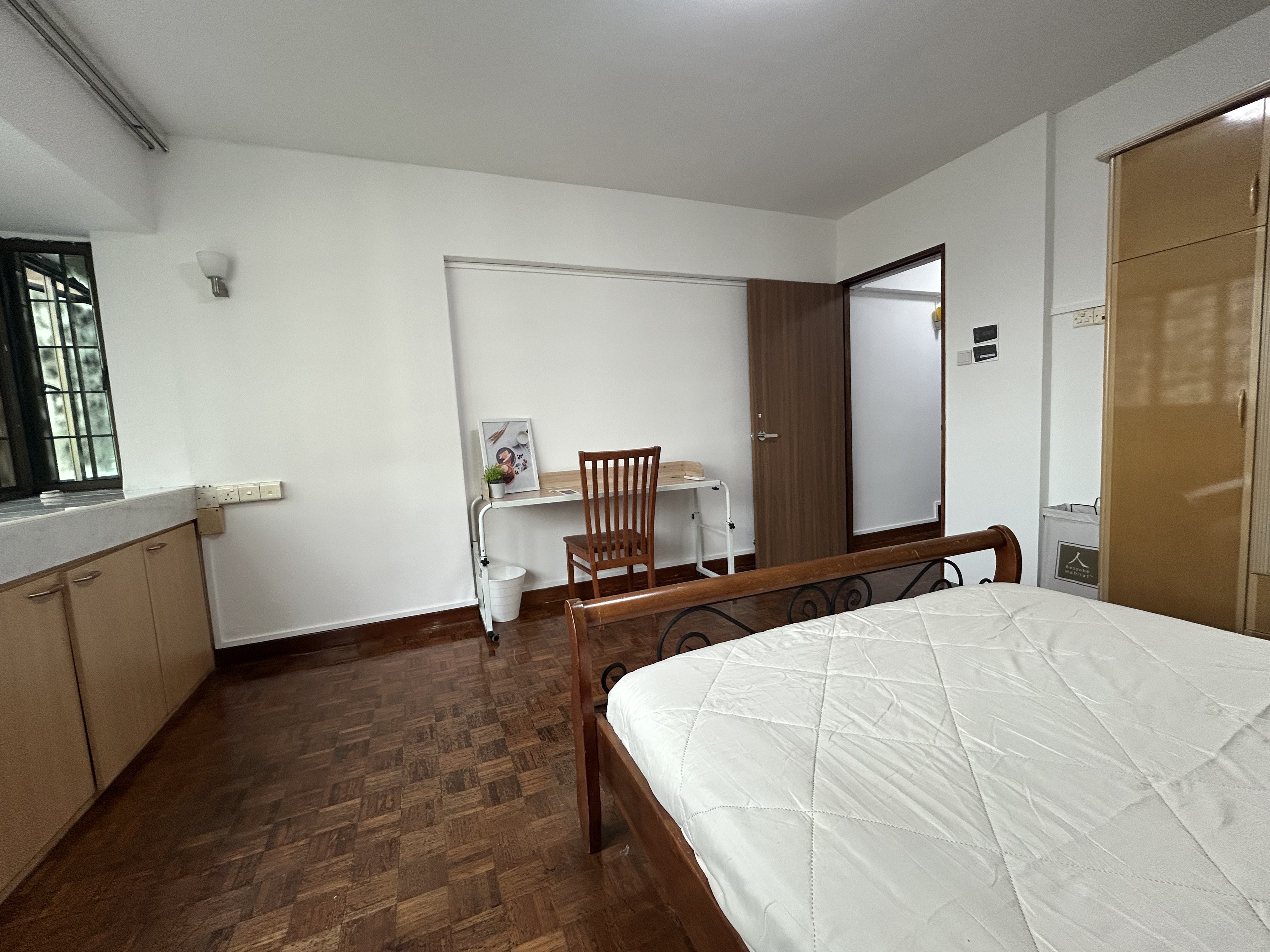 Ivory Heights room photo