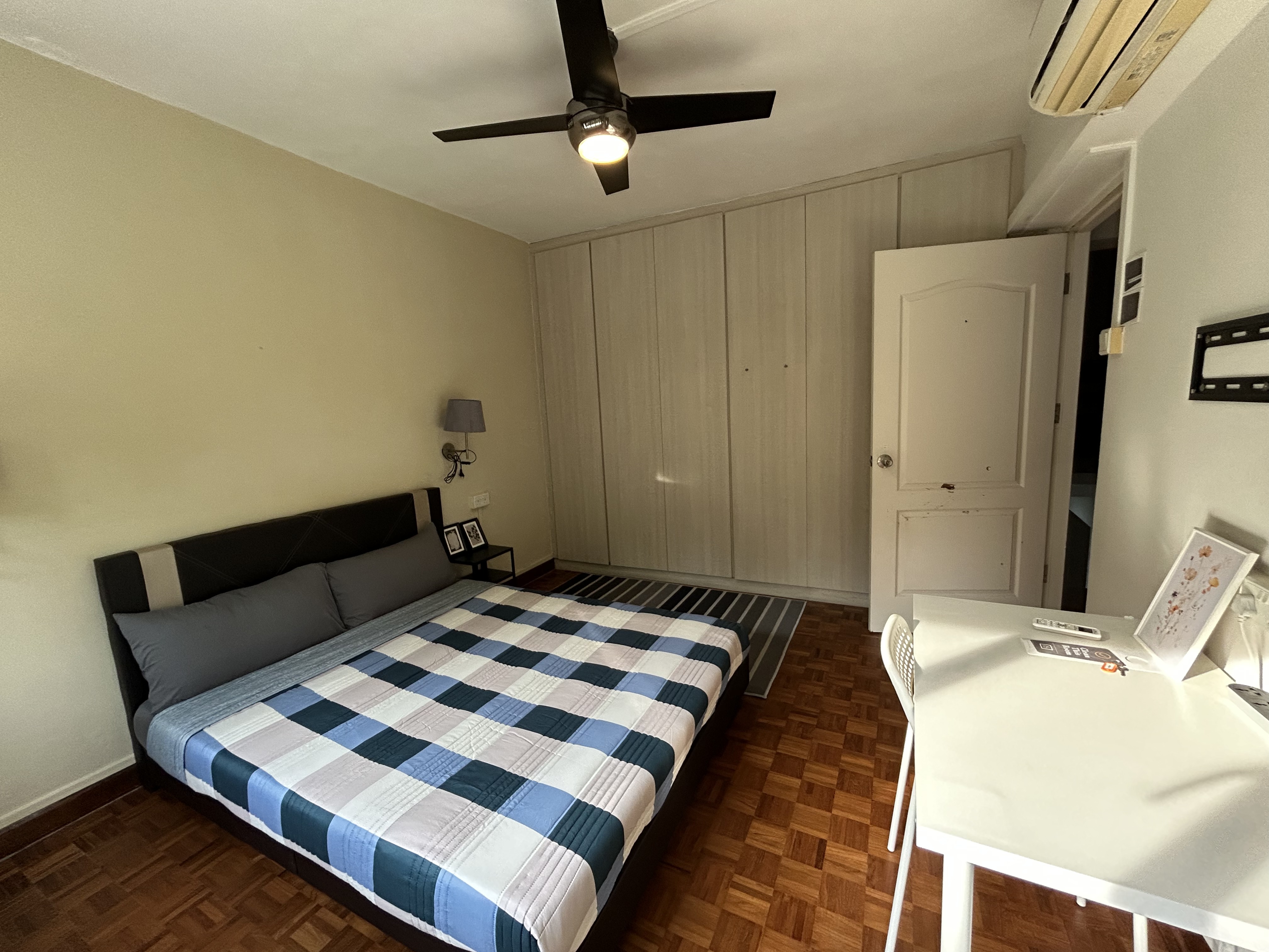 Ivory Heights room photo