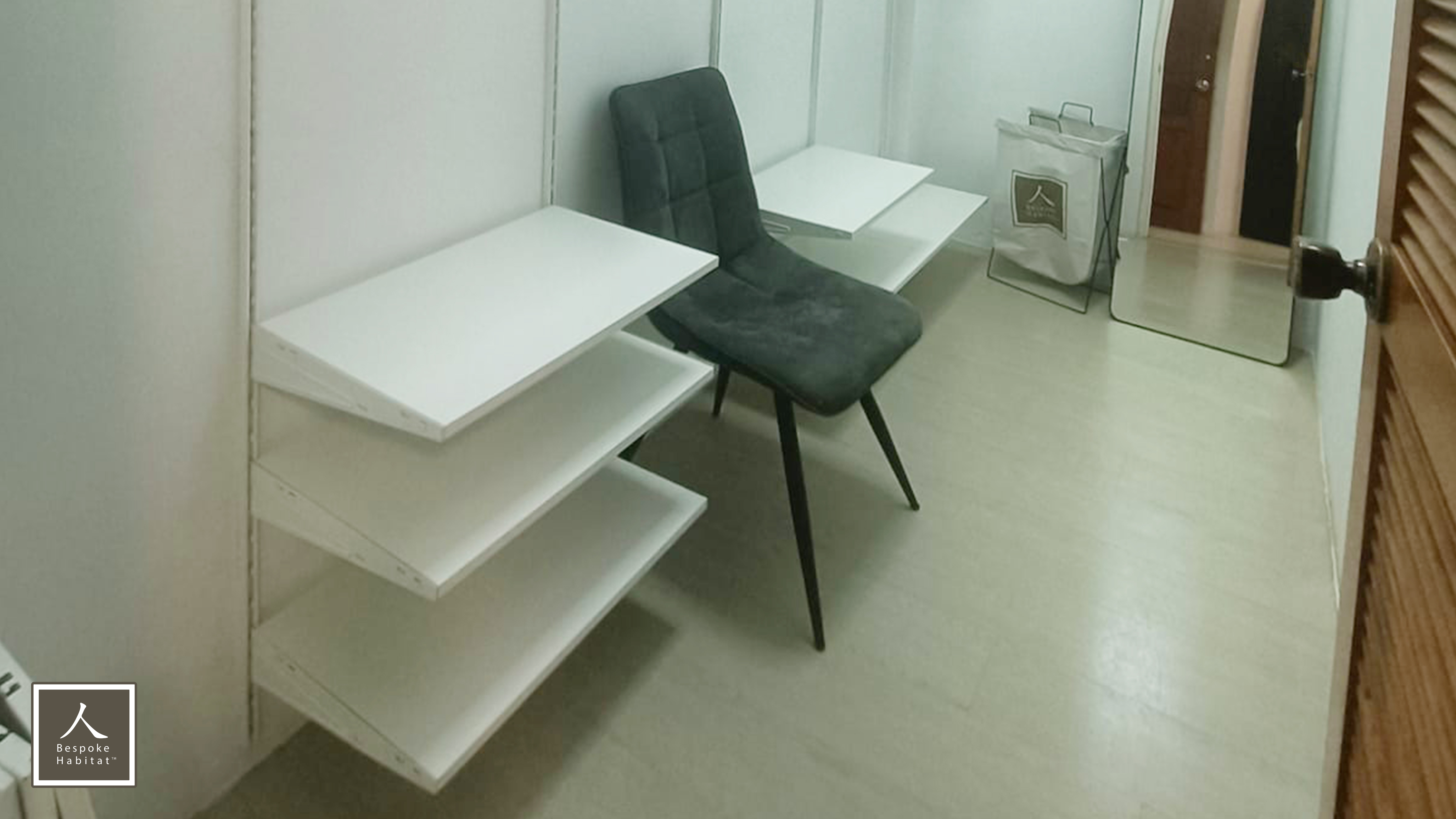 Lakepoint Condominium room photo