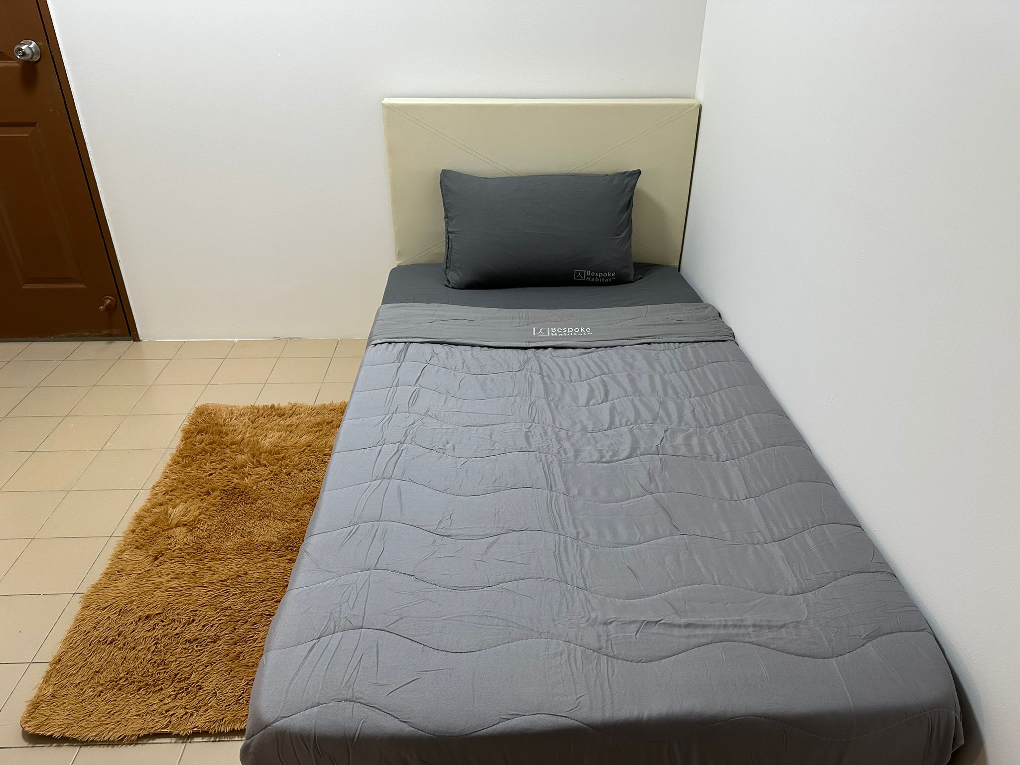 Ivory Heights room photo