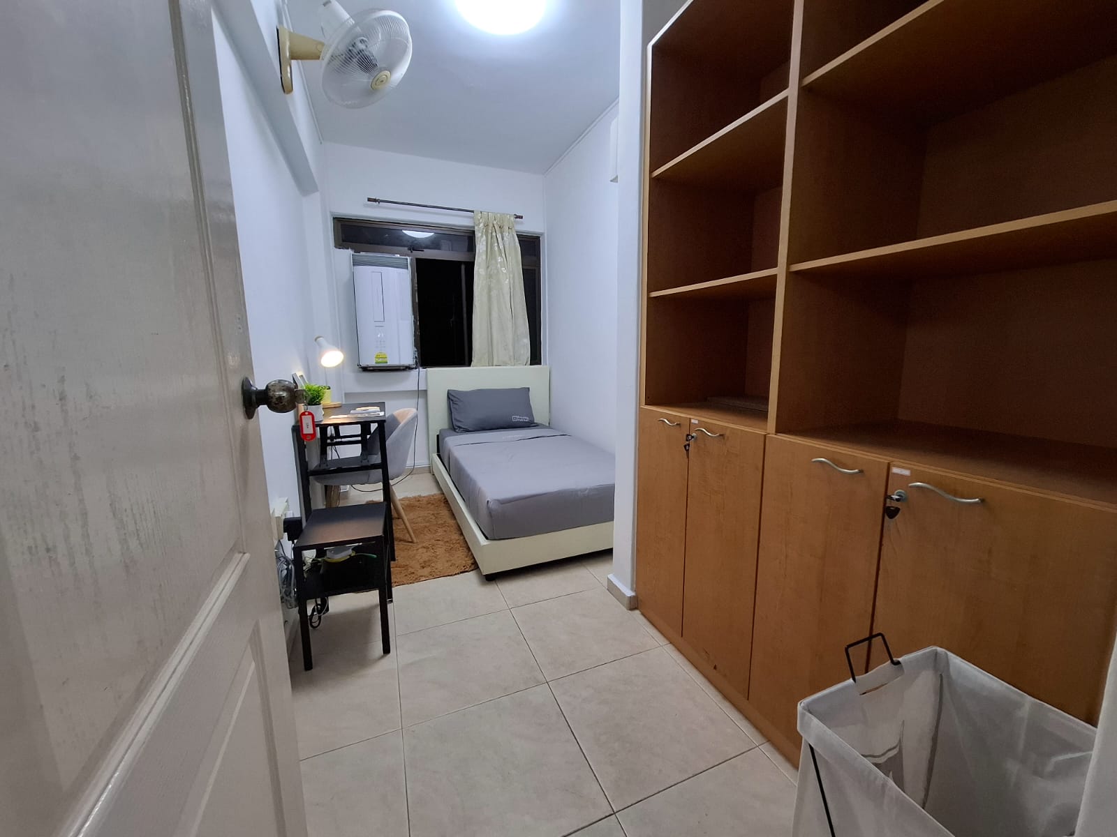 Ivory Heights room photo