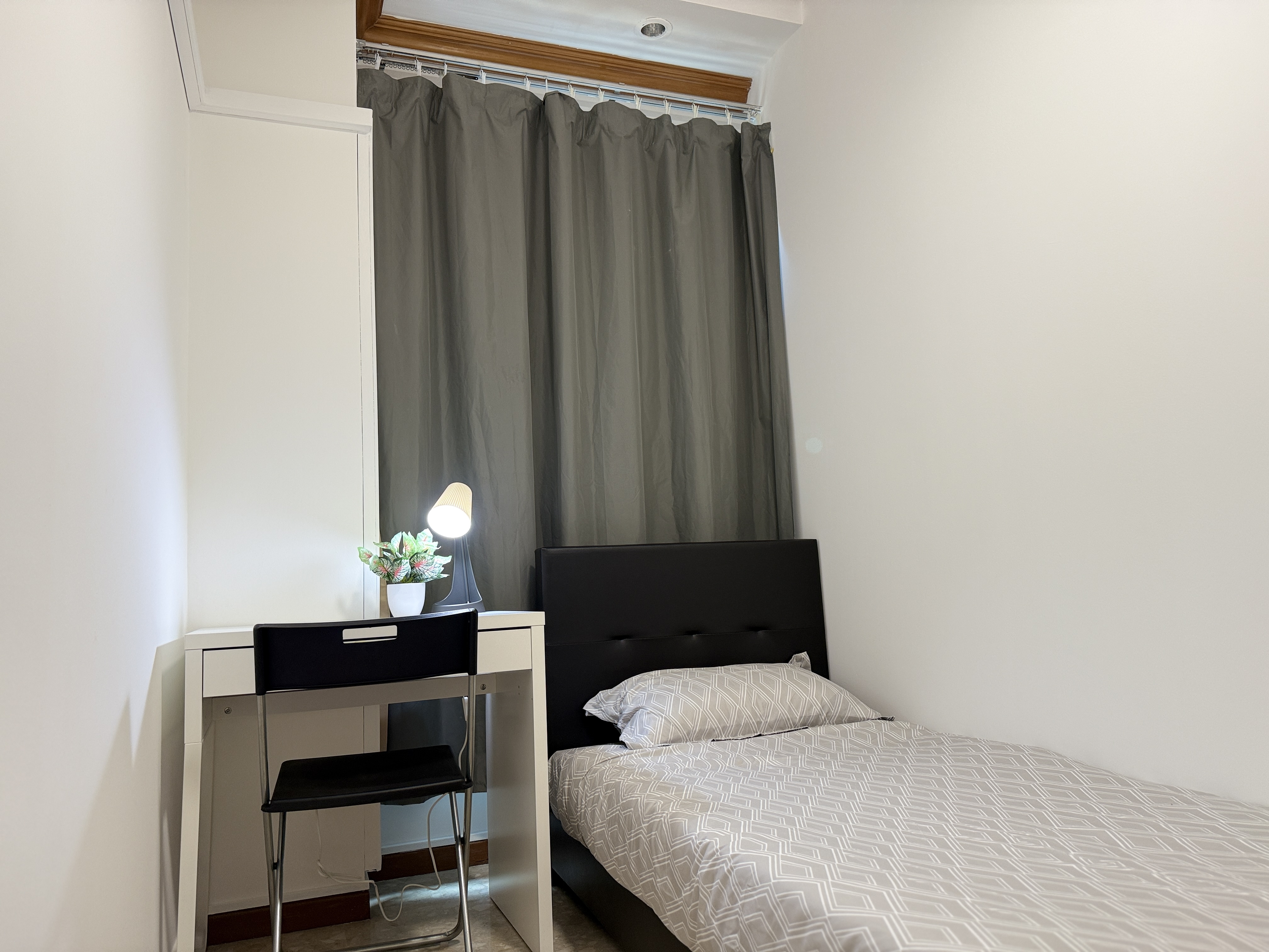 The Floravale room photo